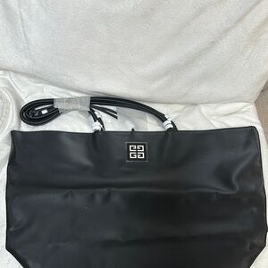 NWOT
Givenchy Black Leather Tote